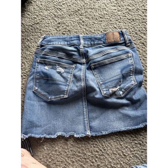American Eagle Next Level Stretch X Distressed Denim Skirt Size 4 AE Women - Picture 2 of 4